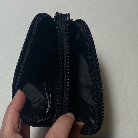 Disney Loungefly Alice In Wonderland Wristlet Purse Coin Tea Cup Mad Hat - Picture 6 of 11